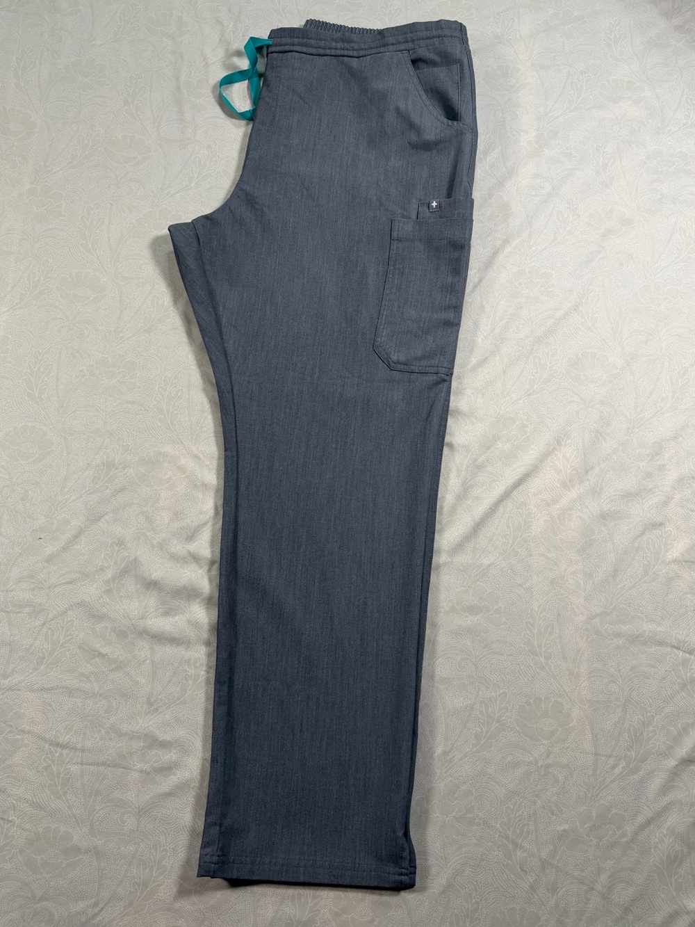 FIGS Technical Collection Women’s Scrub Pants XL Gray